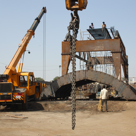 Navyuga Hydrualic Tunnel Gantry